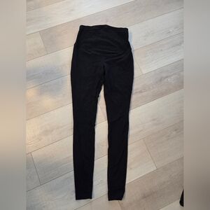 Old Navy Black High-Rise Maternity Active Leggings